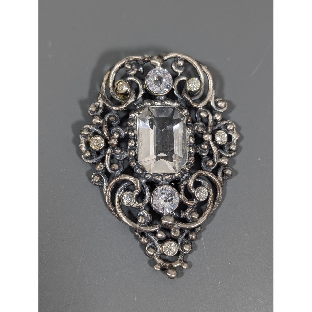 Vintage Rhinestone Dress Clip Silver Tone Ornate Fur Clip Antique Style‎